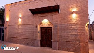 نمای ورودی خانه سنتی راوک - شیراز